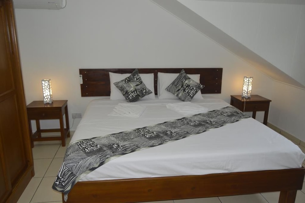 Chez Payet Guesthouse 6/18