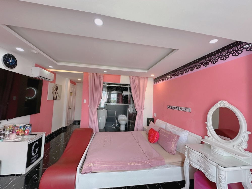 Galaxy Hotel 49/74