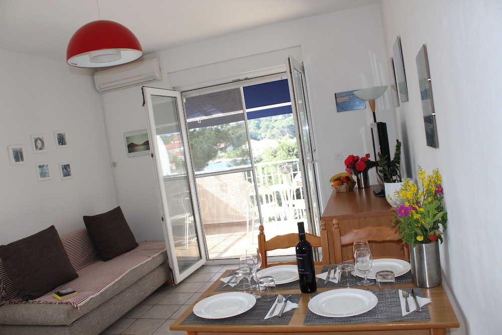Gorgonia Apartments 23/50