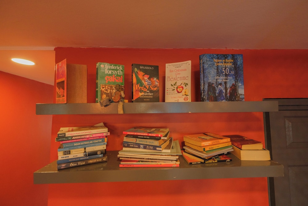 Frau Guler Boutique Hotel 10/50
