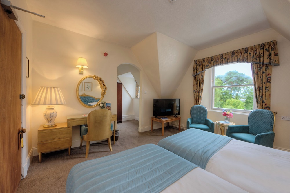 ROOM, TWIN BEDS, GARDEN VIEW