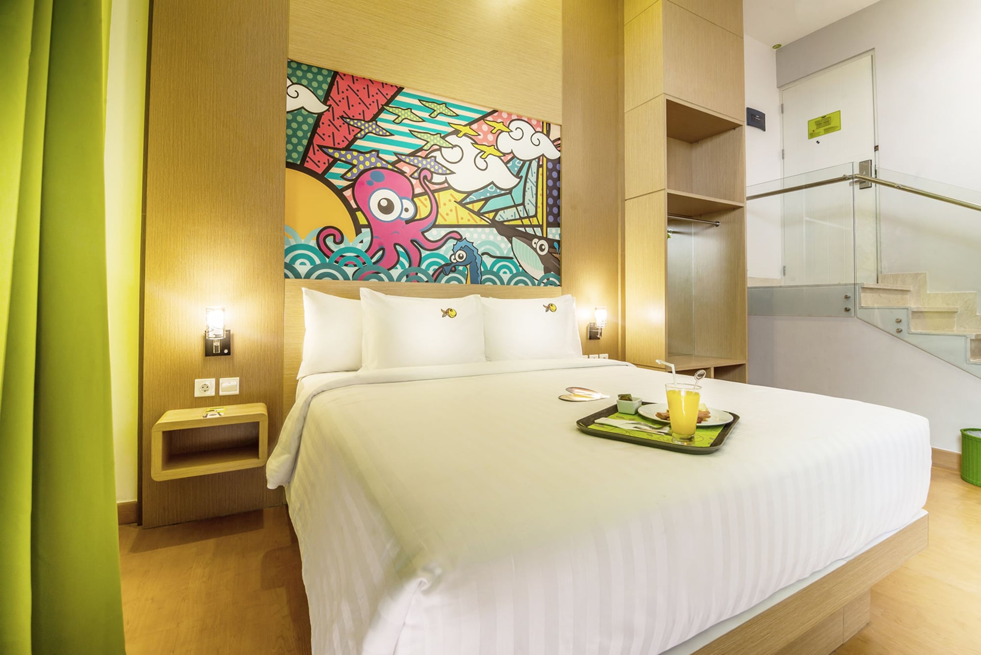Max Warmth, Junior Suite, King Bed, MaxOneHotels.com at Resort Makassar 2/4