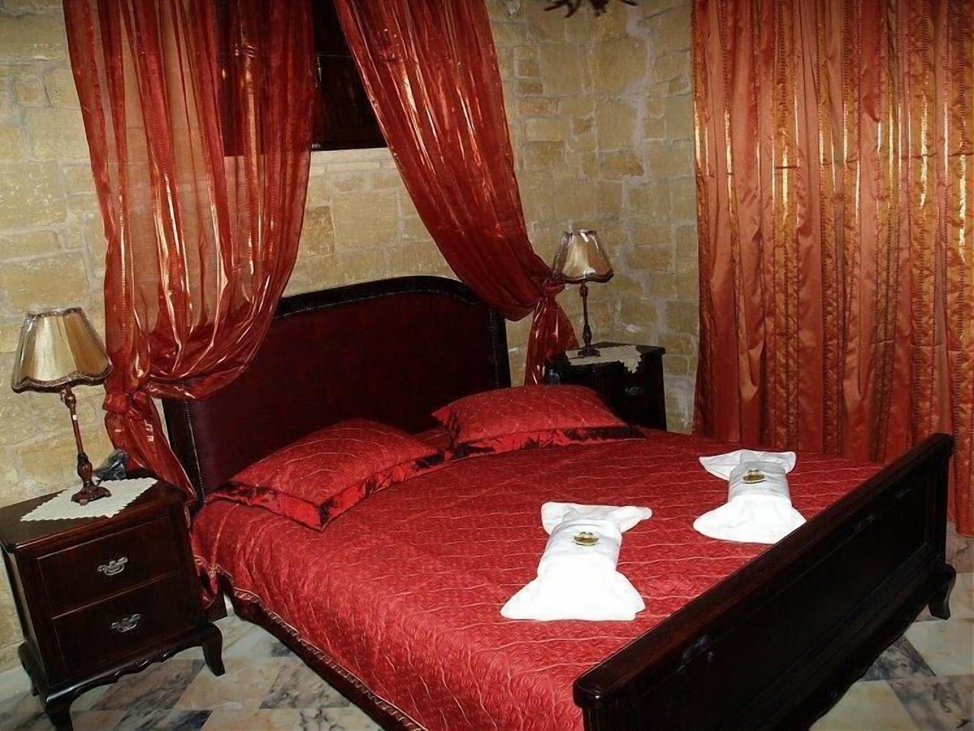 BOUTIQUE, PALAZZO, VILLA, HOUSE