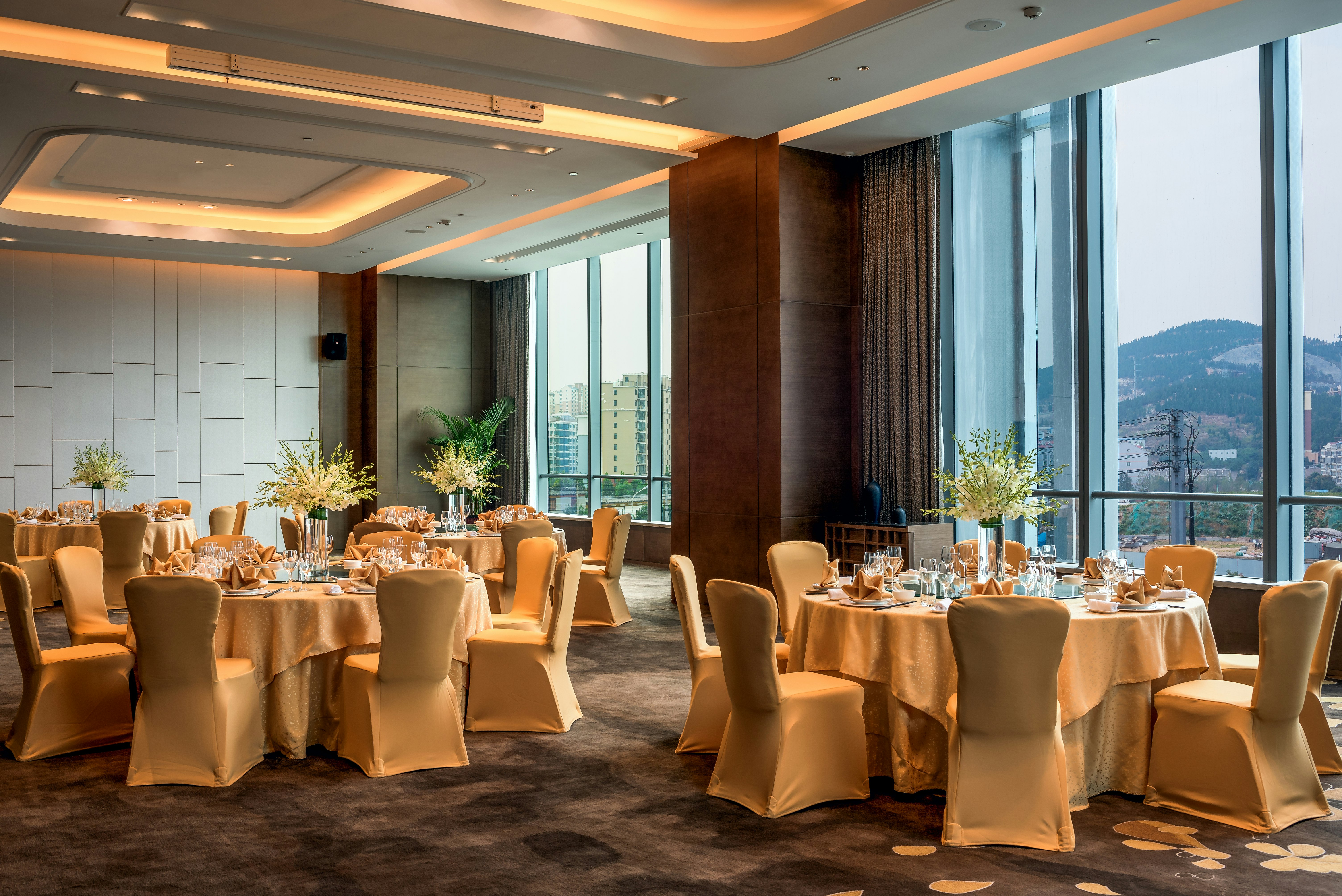 Hilton Jinan South Hotel & Residences 43/49