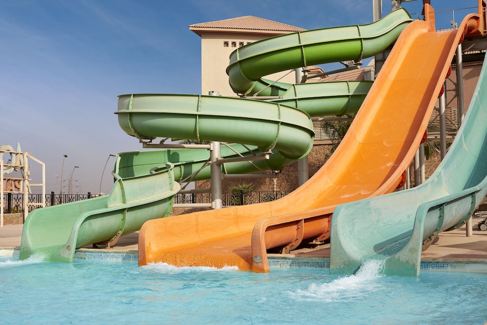 Coral Sea Beach Resort & Aqua Park 35/50