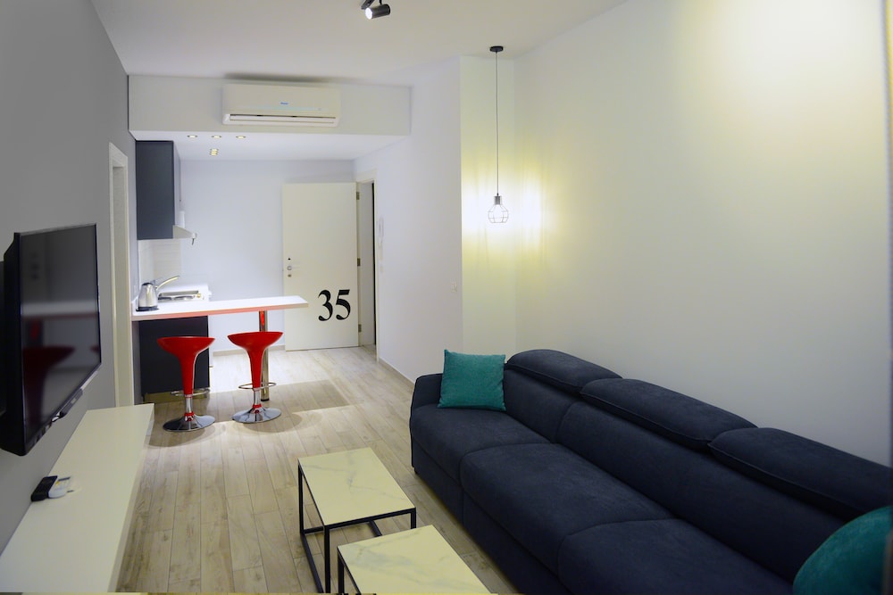 41 Twelve Hotel 15/22