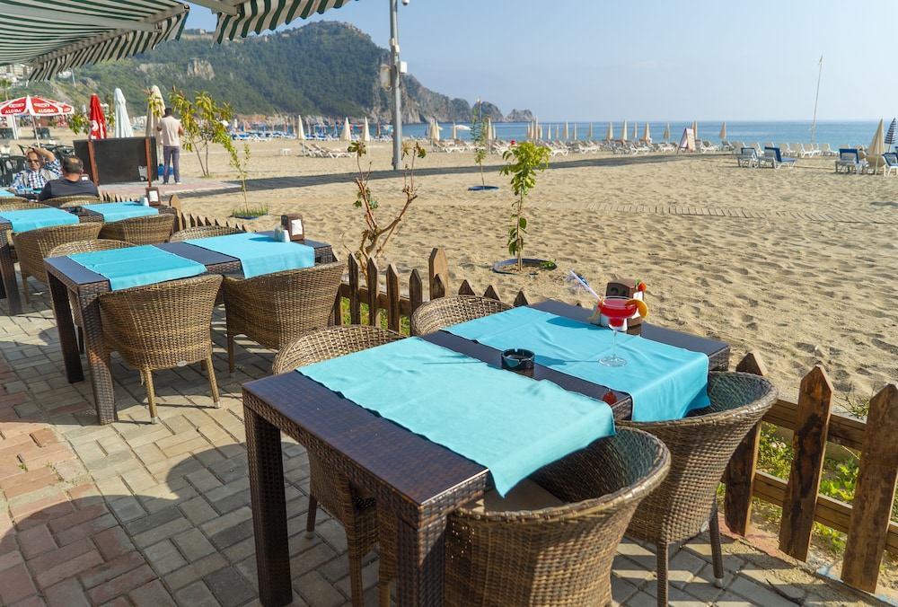 Azak Beach Hotel 31/50