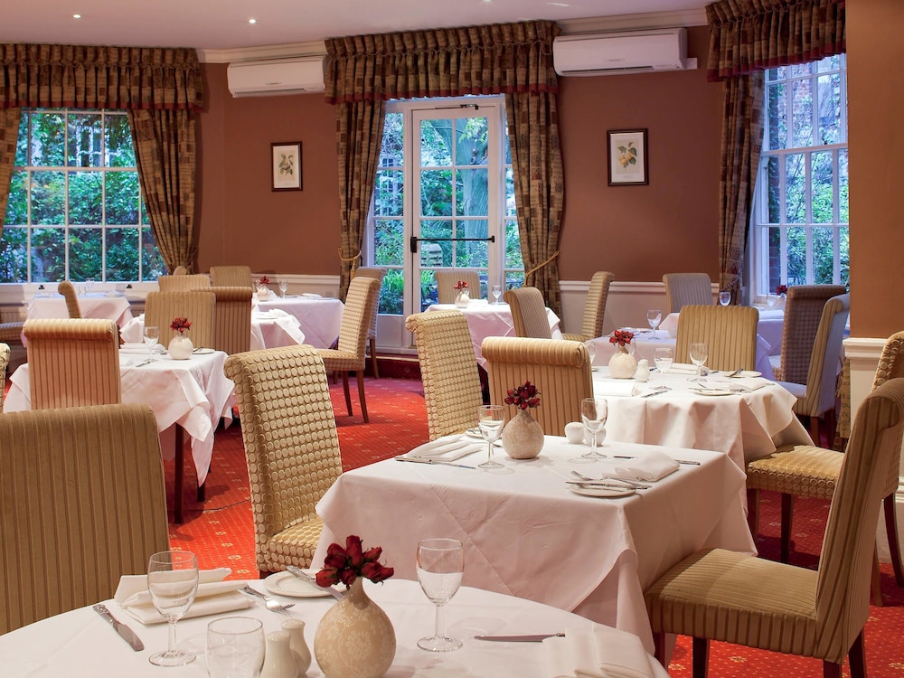 Mercure Salisbury White Hart Hotel 54/71