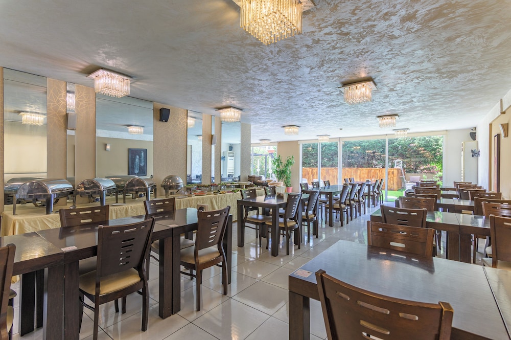 Al Murjan Palace Hotel, Jounieh 58/77