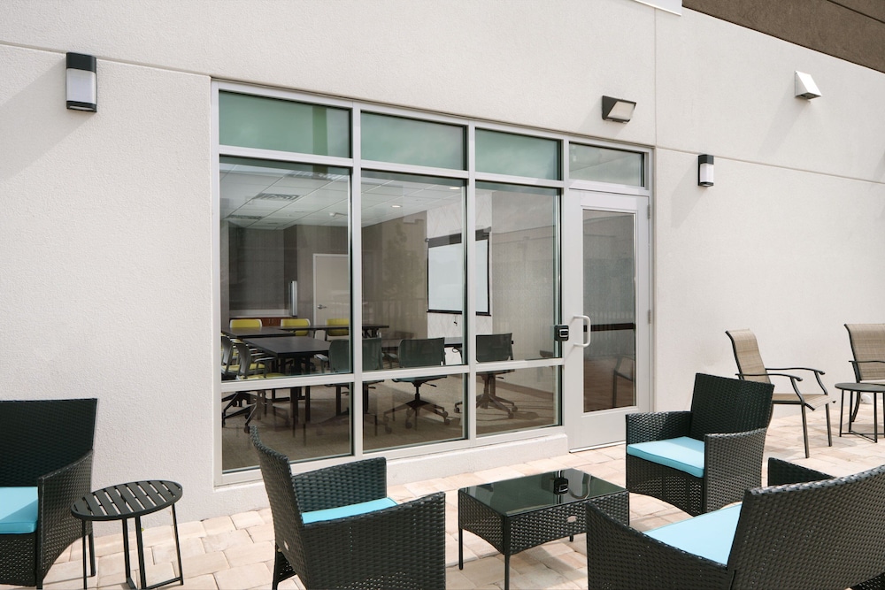 SpringHill Suites Jacksonville Baymeadows 16/28