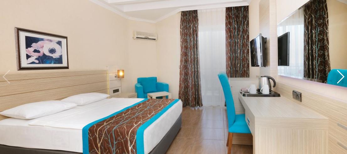 Room, Double Bed, Lateral Side Sea View