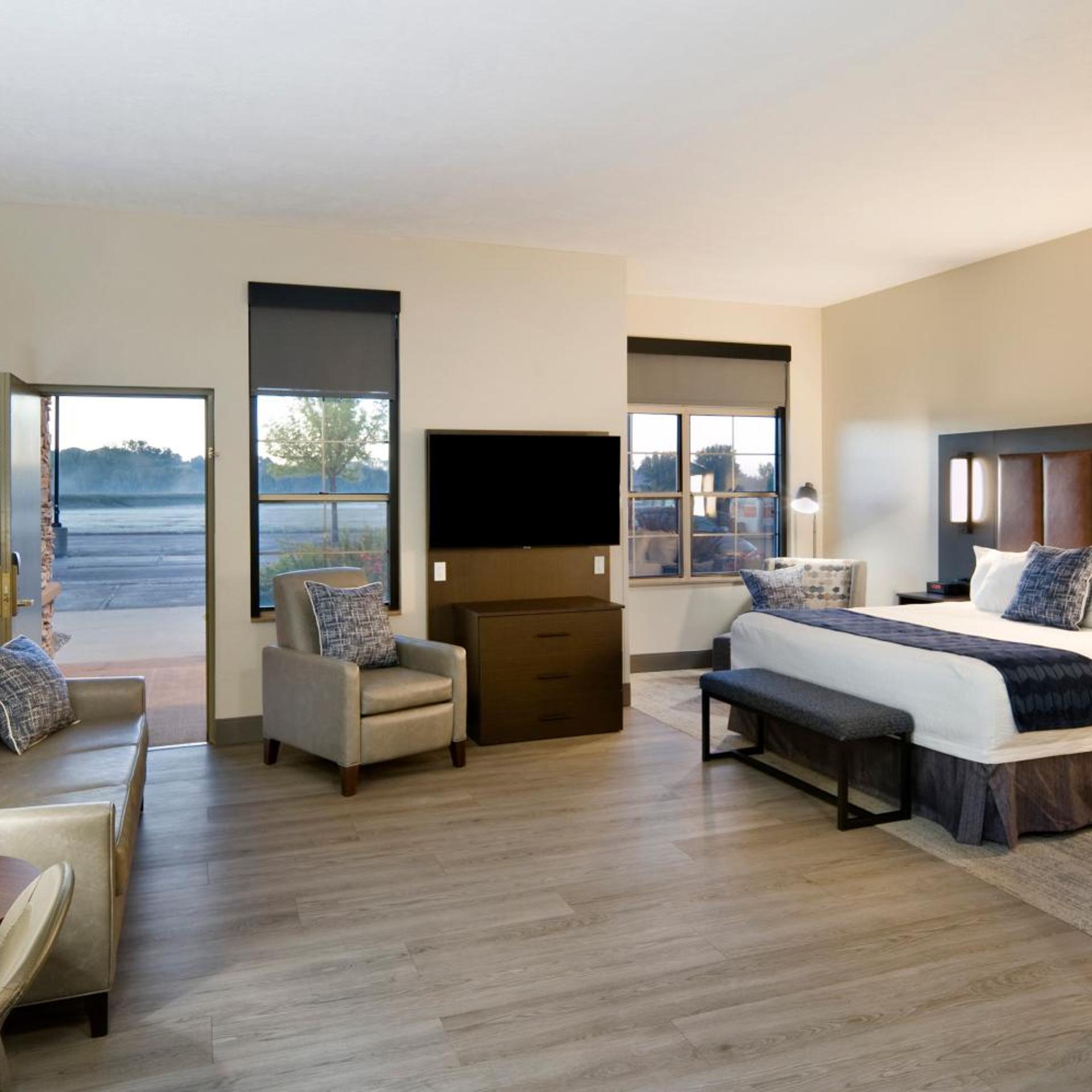Executive, Suite