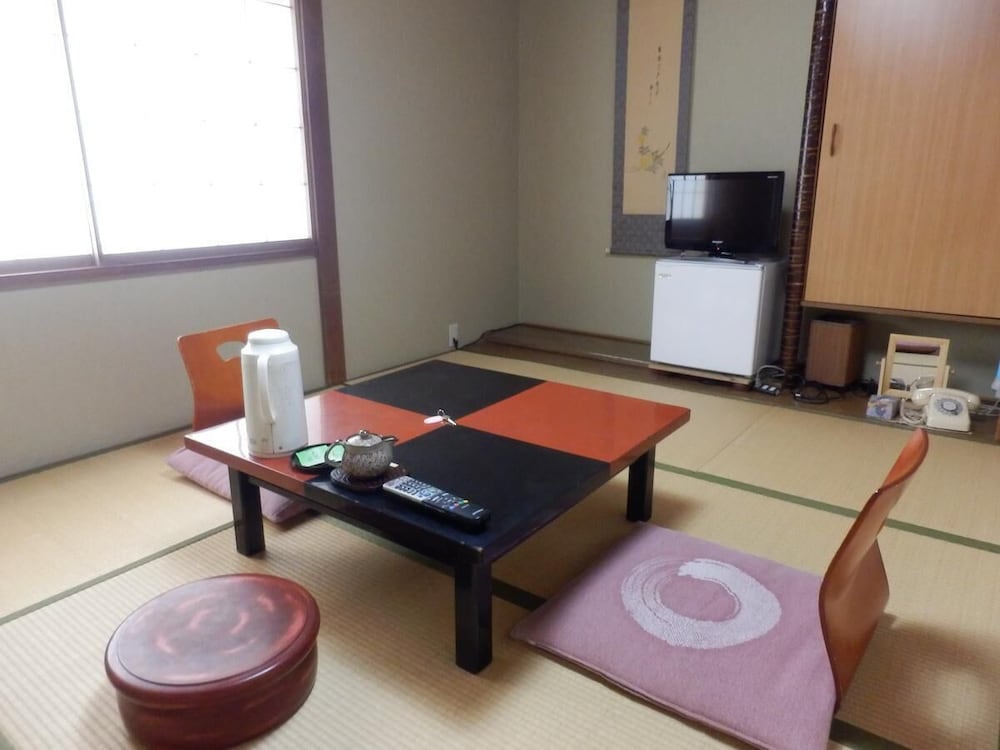 Kikunoya Ryokan 11/17