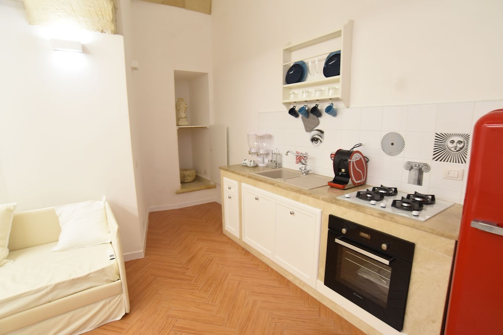 Cadelli Luxury Suite 34/48