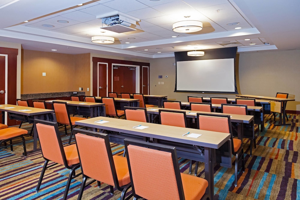 Fairfield Inn Suites By Marriott Somerset 31/40