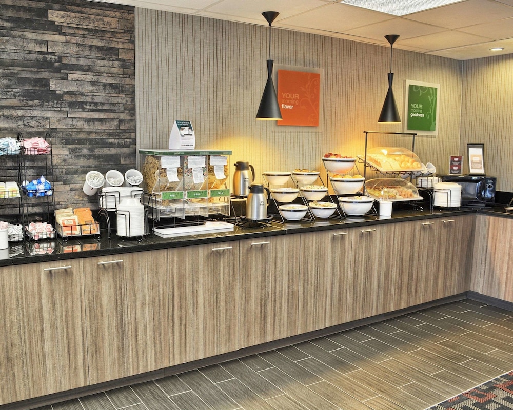 restaurant cafeteria