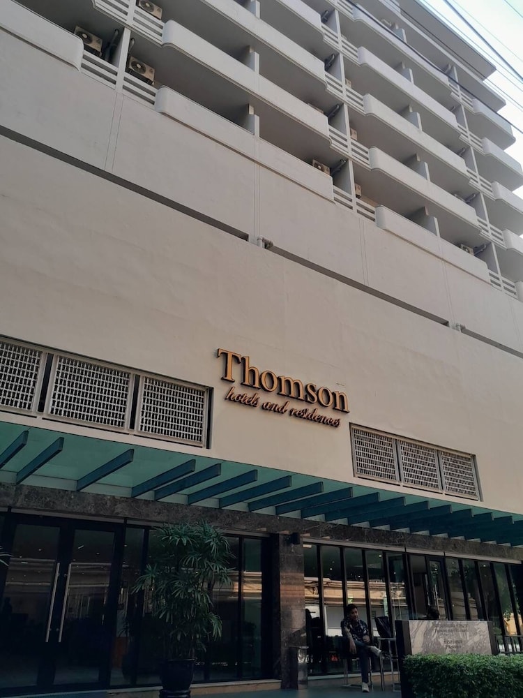 Thomson Hotel Huamark 4/50