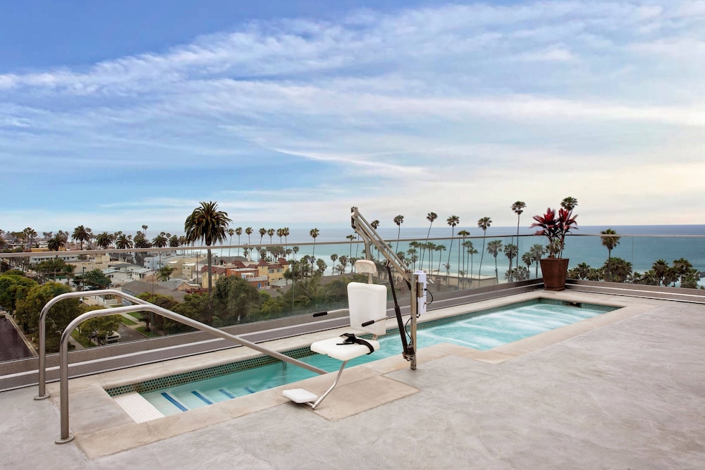Springhill Suites San Diego Oceanside Downtown 7/61