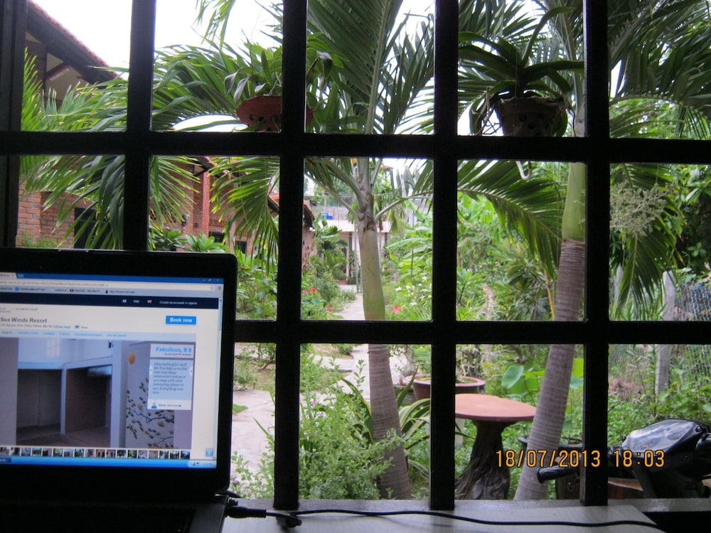 Sea Winds Resort 44/58