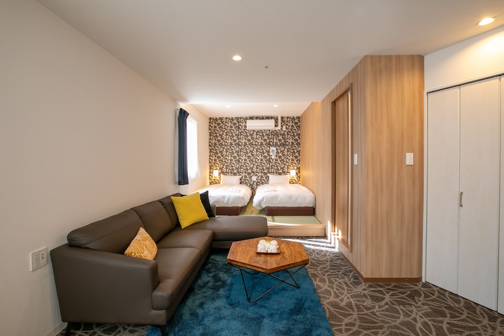 Sakura Garden Hotel 35/50