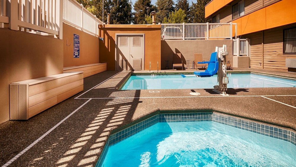 Best Western Alderwood 5/48