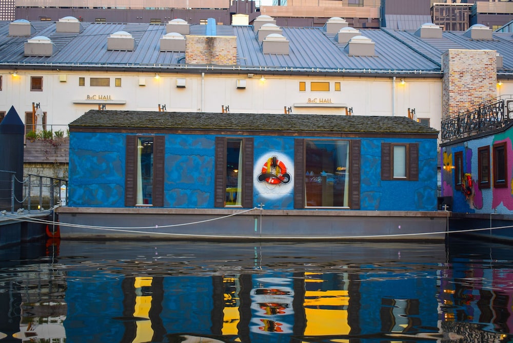 PETALS TOKYO - Floating Hotel 2/47