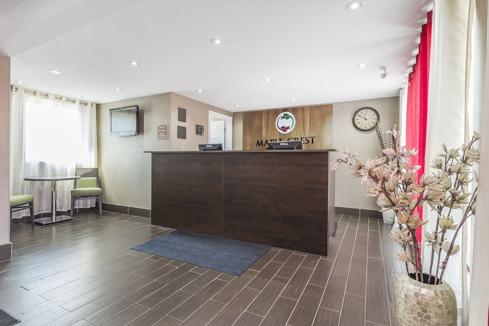 Ramada by Wyndham Kingston 8/50