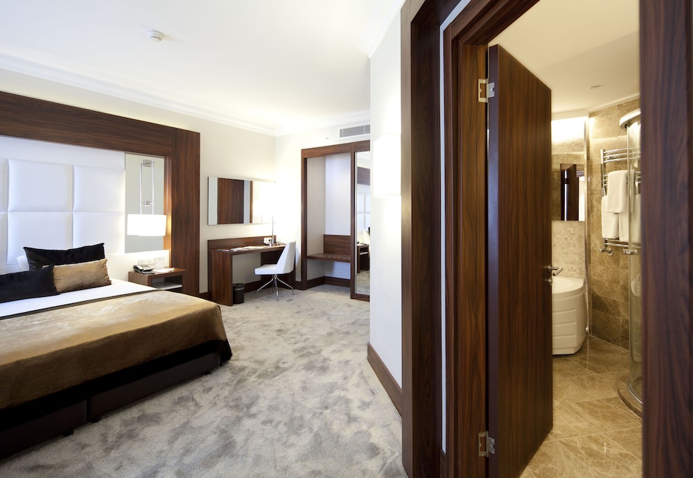 Ikbal Thermal Hotel And Spa 38/74