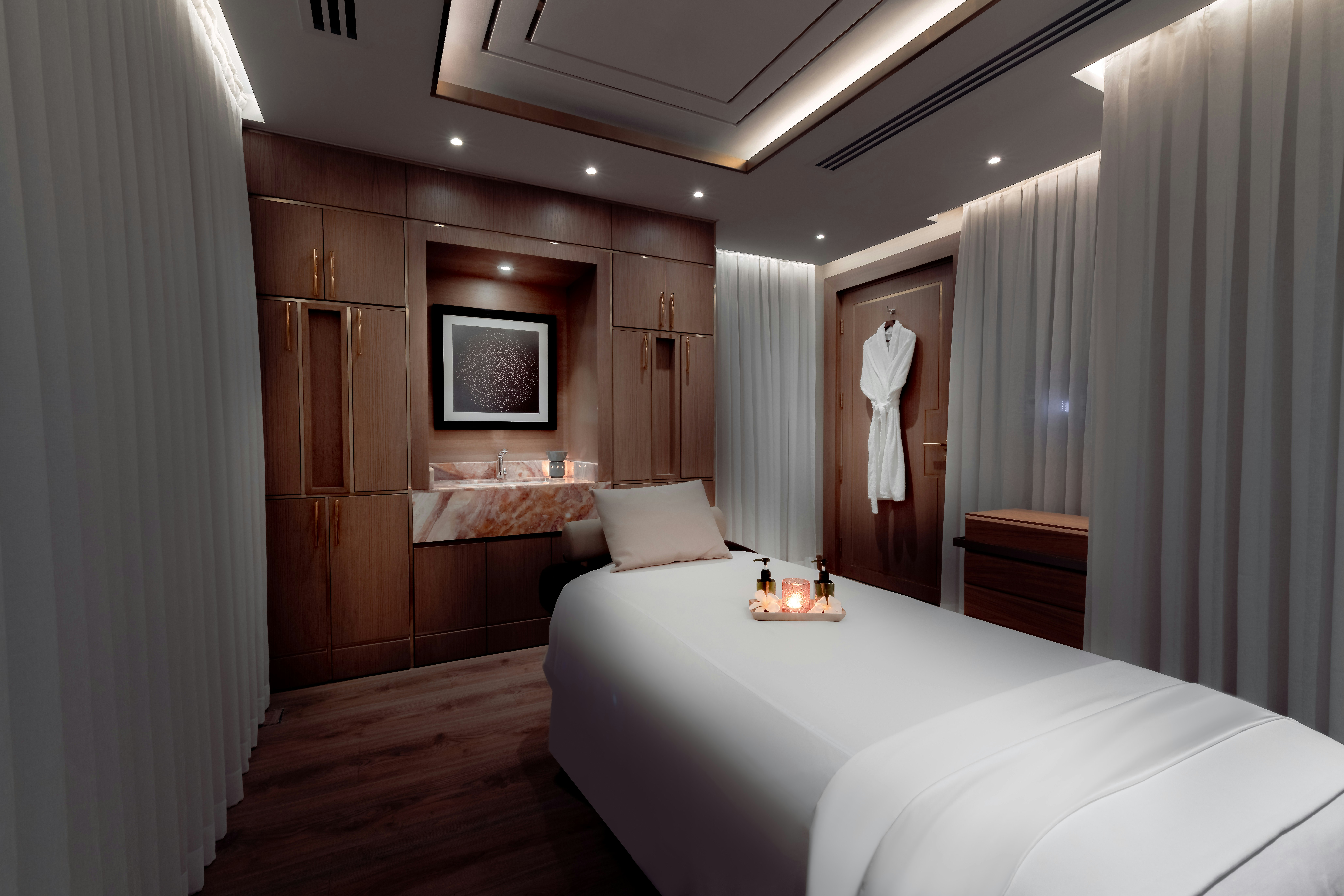 Hilton Doha The Pearl Residences 8/75