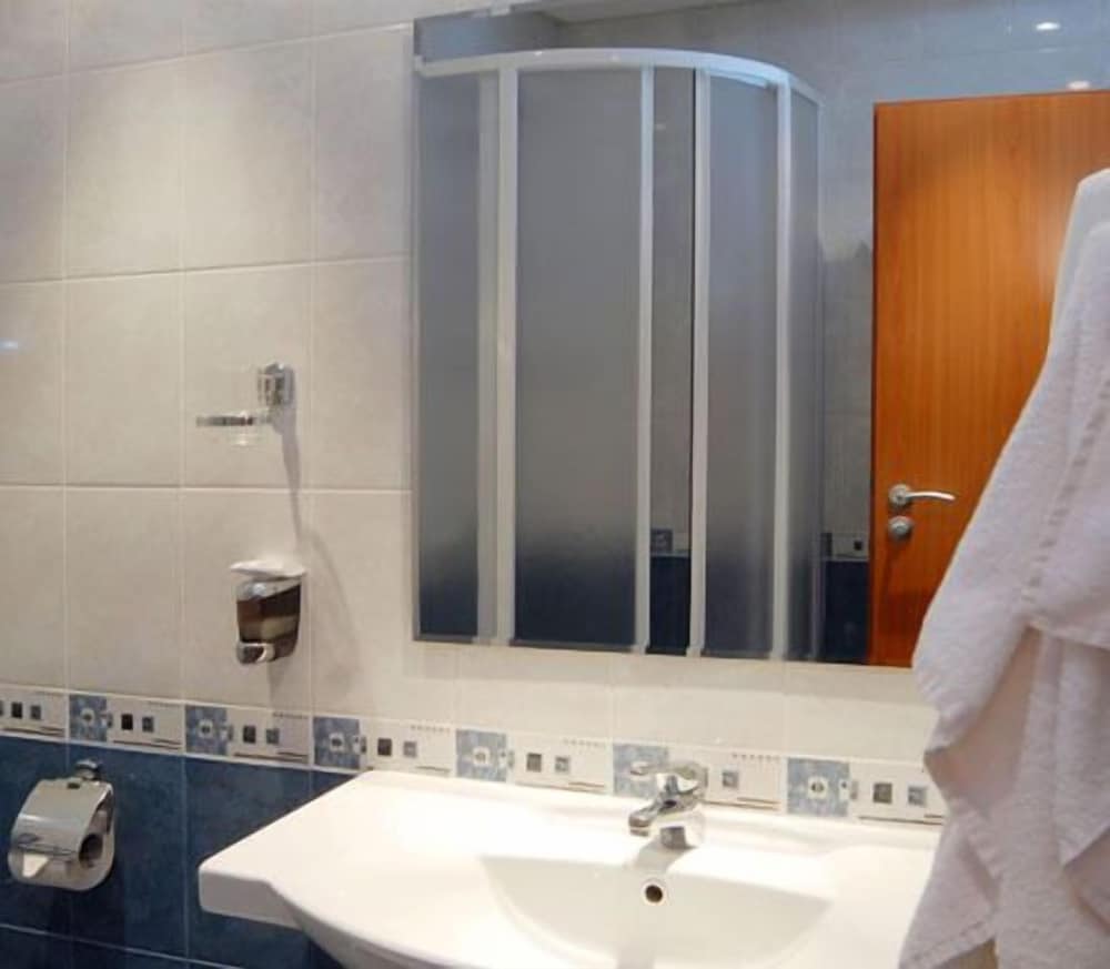 Hotel Luxor 50/50