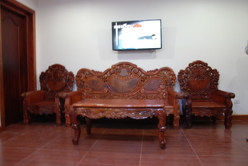 Emerald Bb Battambang Hotel 37/43