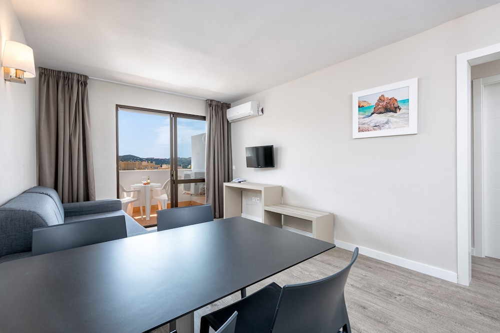 Apart Hotel Veramar 40/67