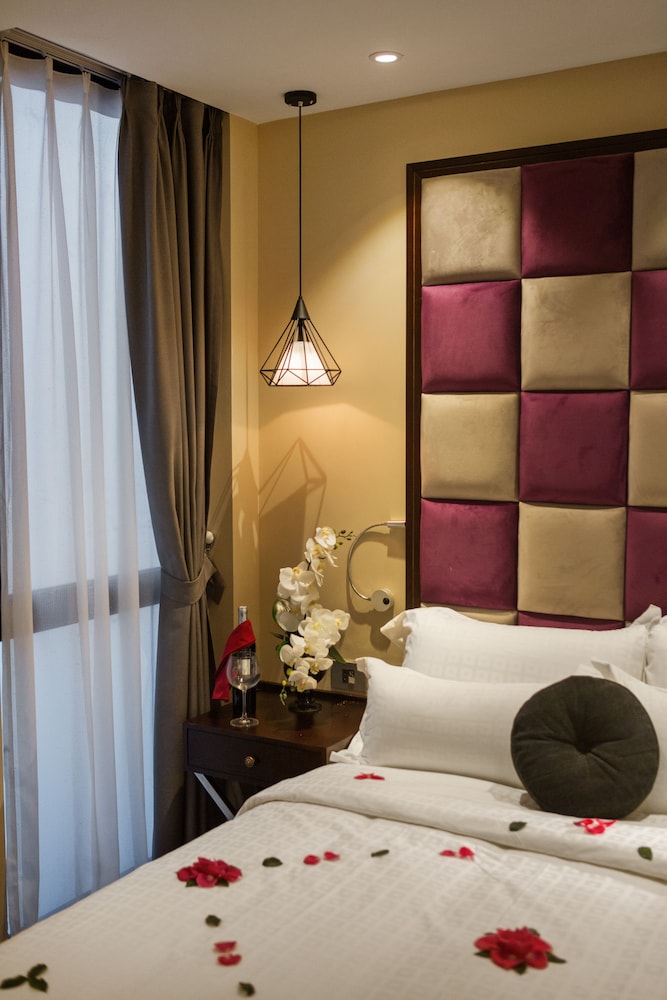 Hanoi La Storia Hotel 46/64