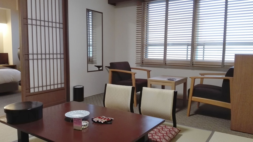 Hotel Mahoroba 32/50