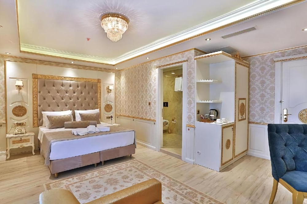 HOTEL EMIRHAN PALACE 5/67