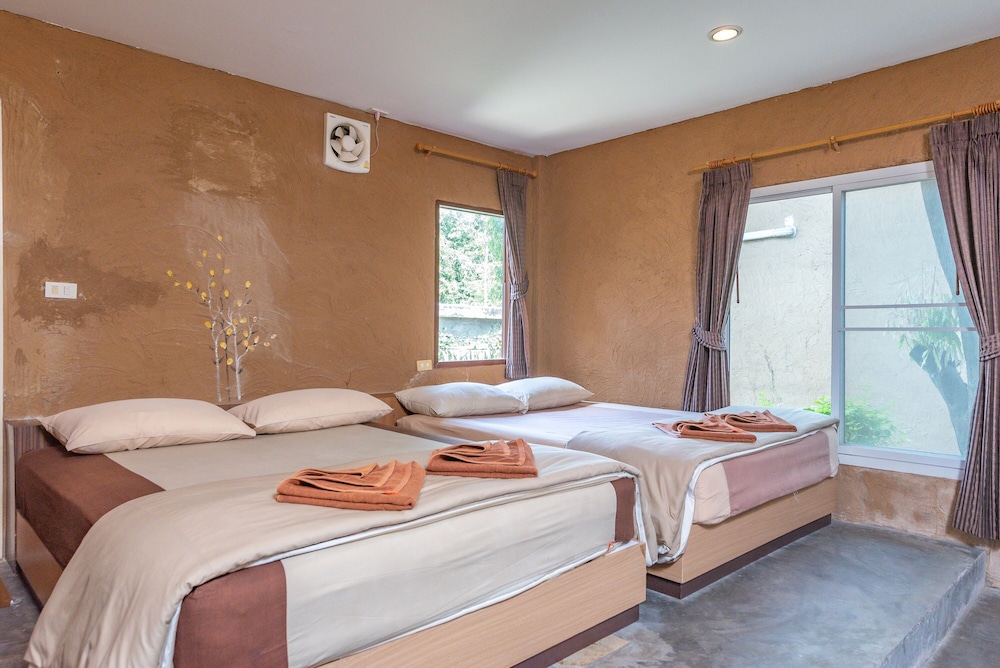 Muntra Garden Resort 12/47