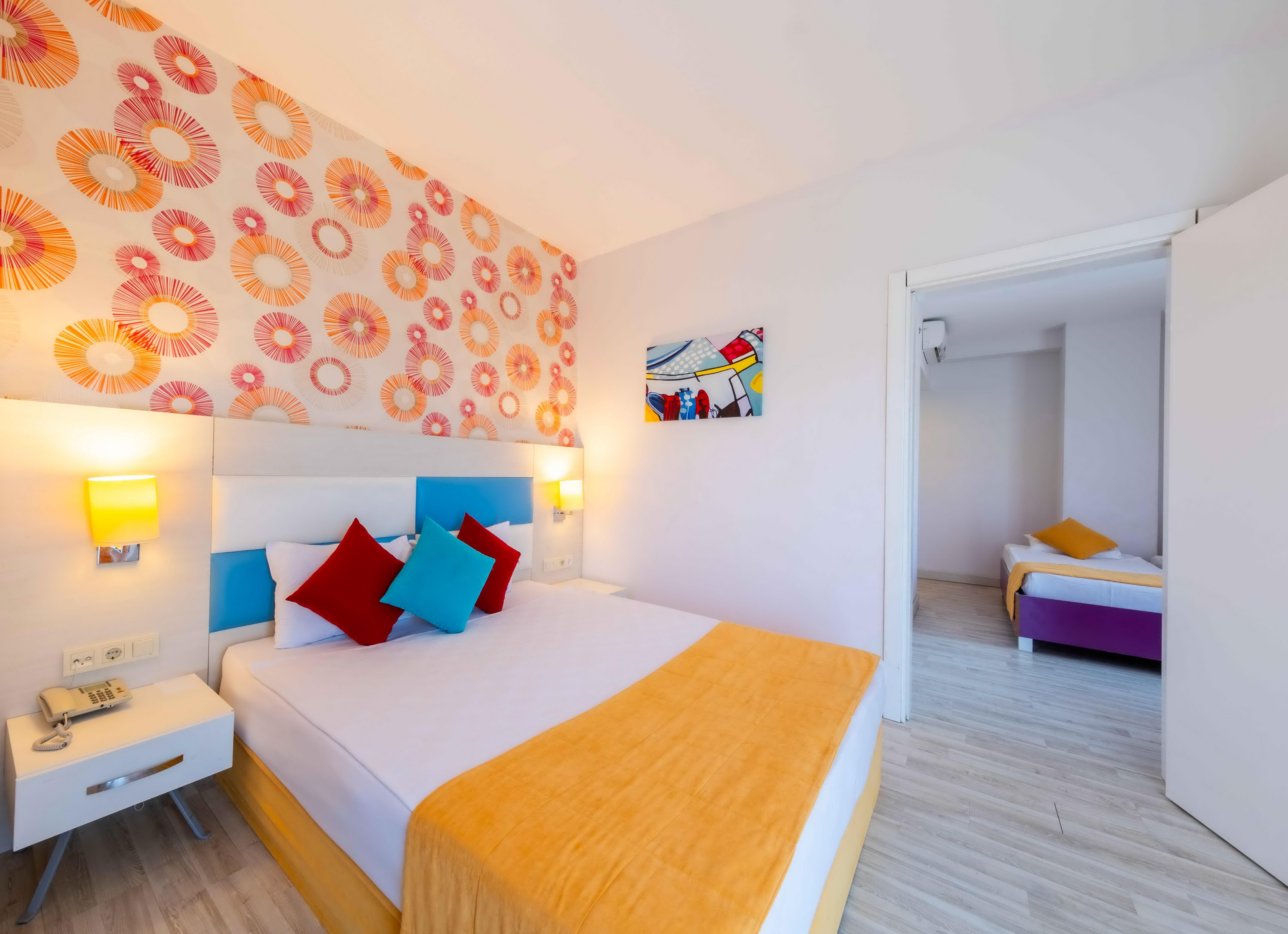 Family, Multiple Beds