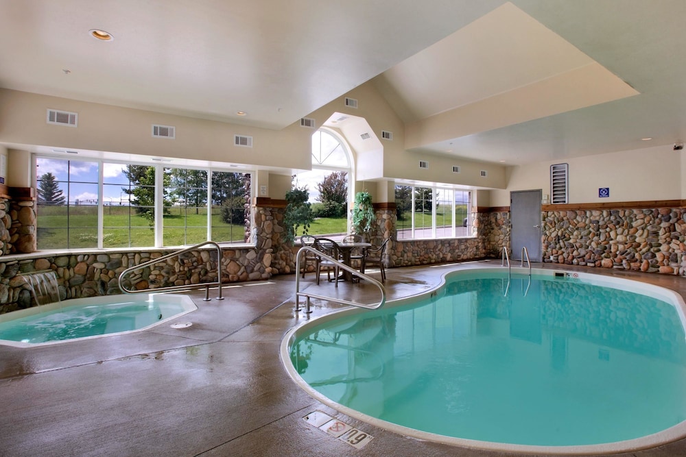 Microtel Inn And Suites Bozeman 23/34