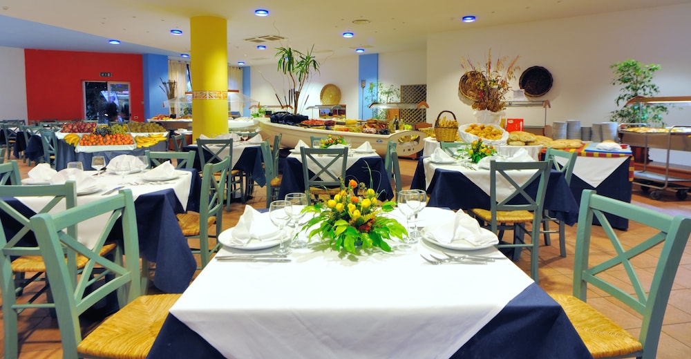 NICOTERA BEACH VILLAGE 43/66