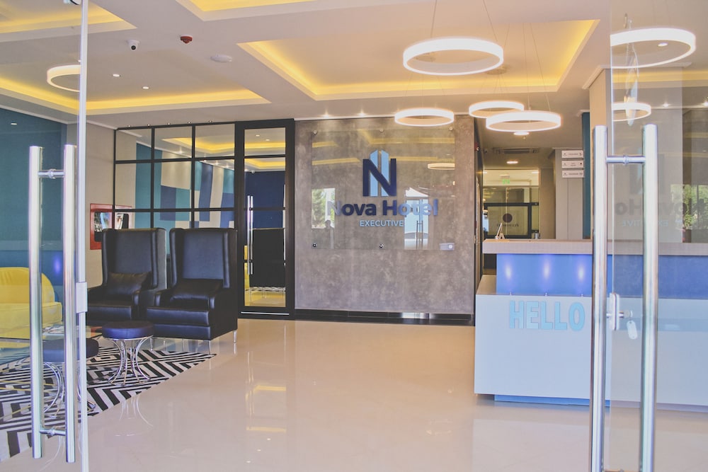 Nova Hotel 4/37