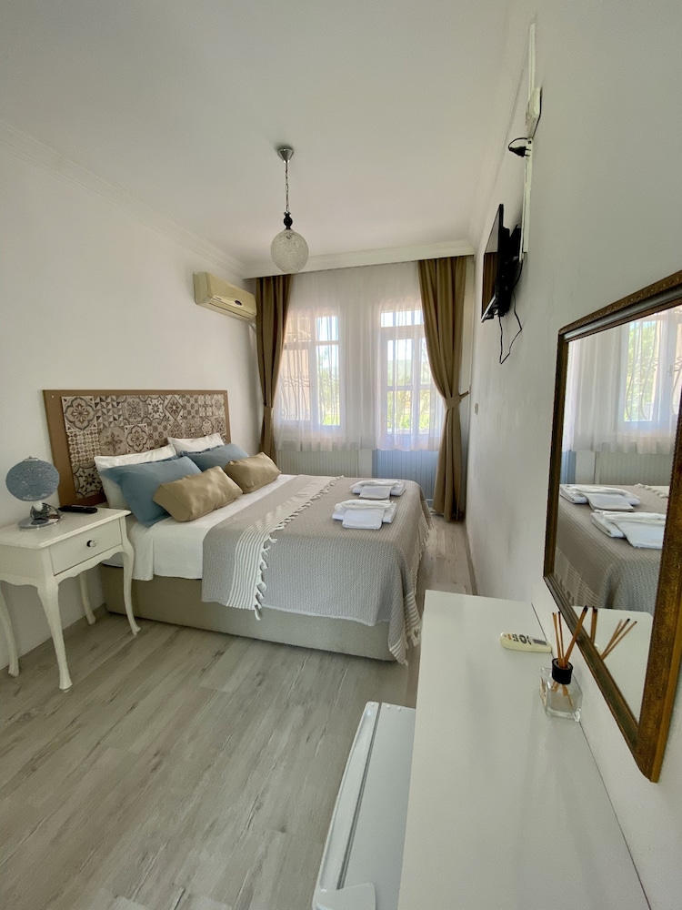Alasonya Otel Alacati by Lamira 13/31