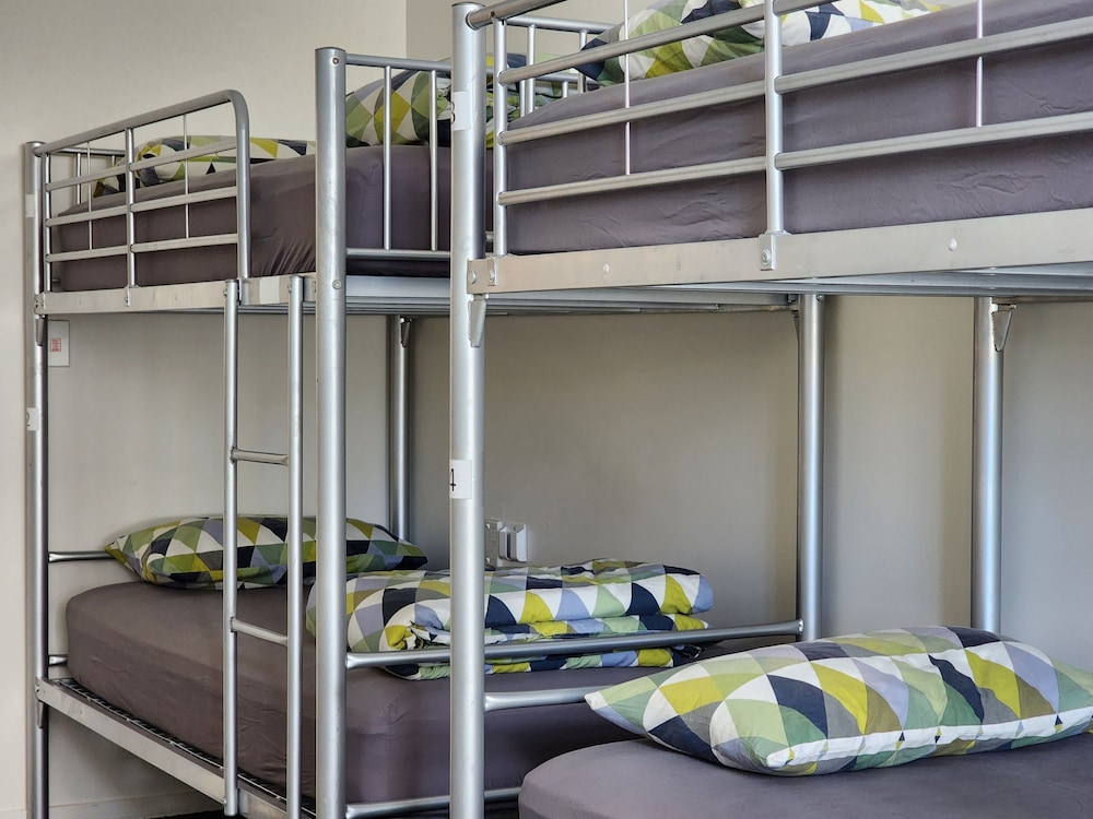 Newton Lodge - Hostel 40/43