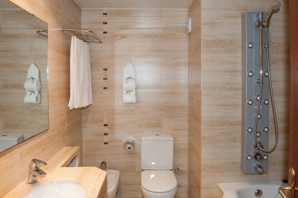 Hotel Garbi 13/51