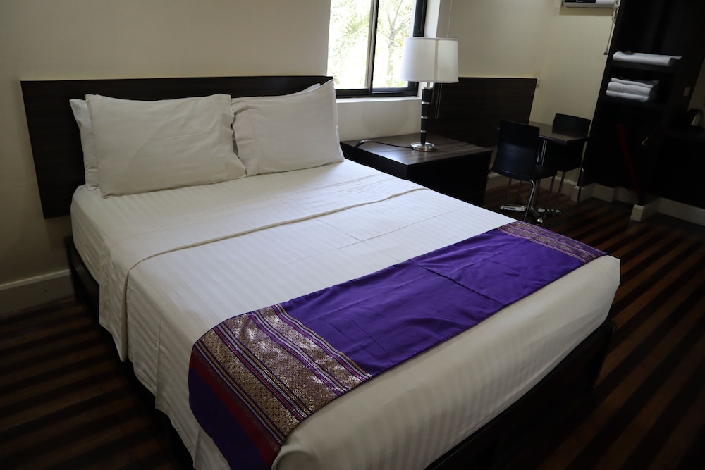 Domicilio Lorenzo Apartelle 21/71