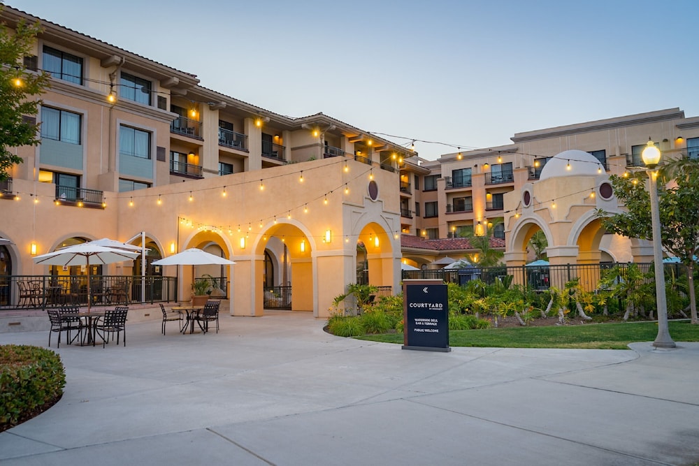 Courtyard San Diego Airport Liberty Station 4/58