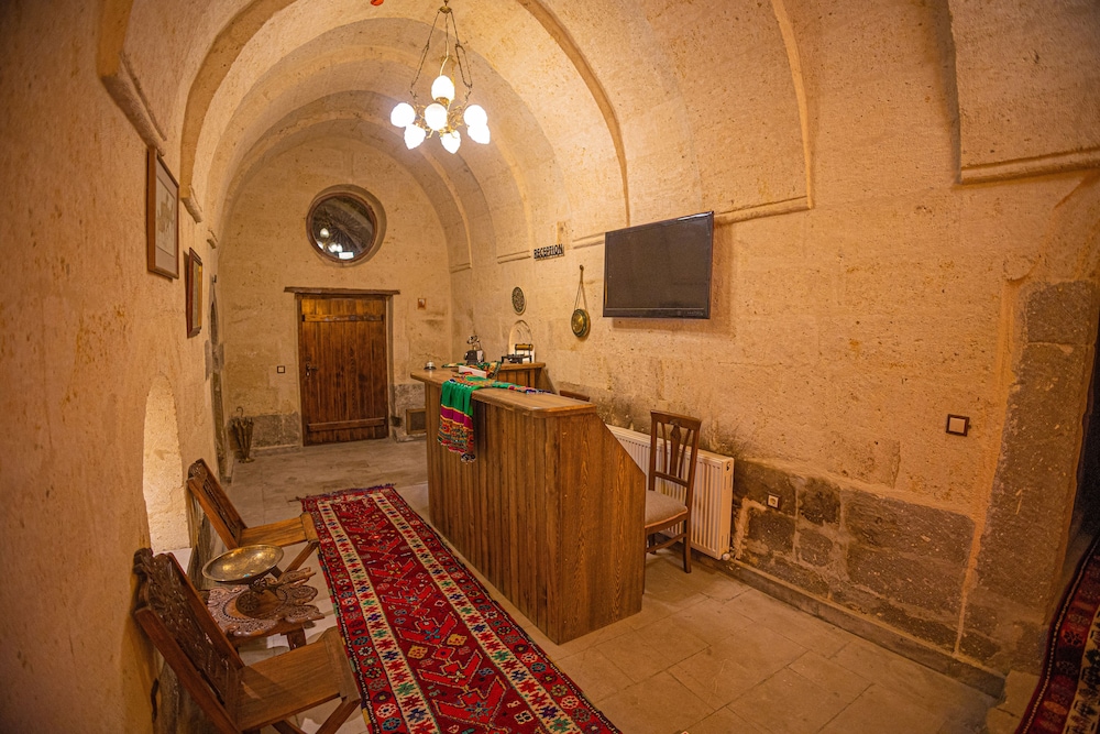 Pietra Cave Suites 36/49