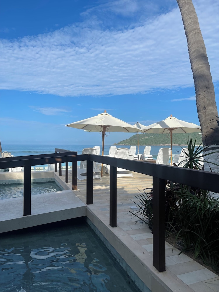 The Palms Resort of Mazatlan 33/67