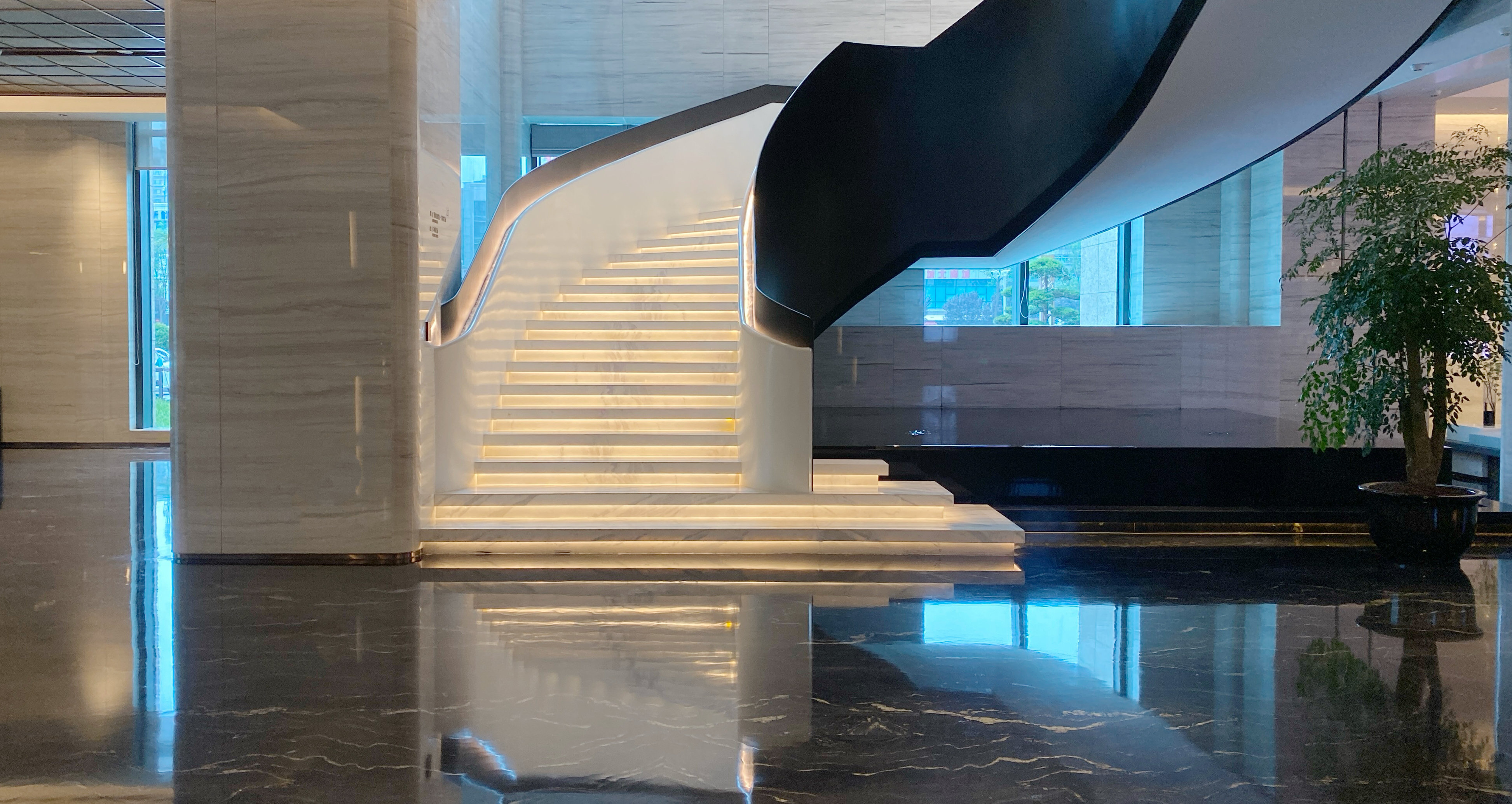 Crowne Plaza Xi'an Weiyang by IHG 24/50
