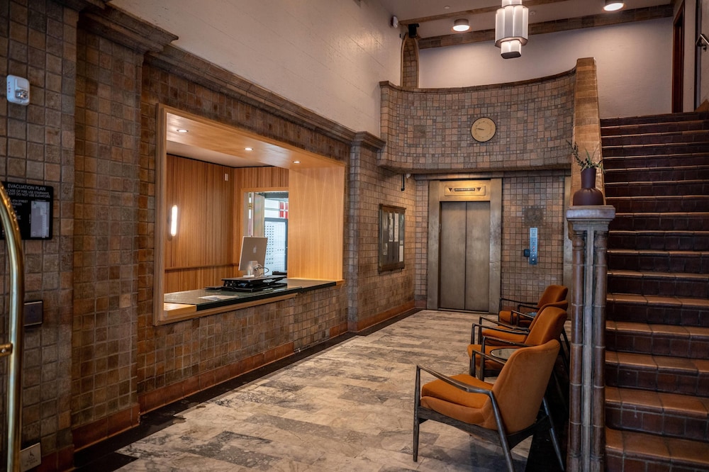 Reside Craftsman Los Angeles, a Wyndham Residence 41/48