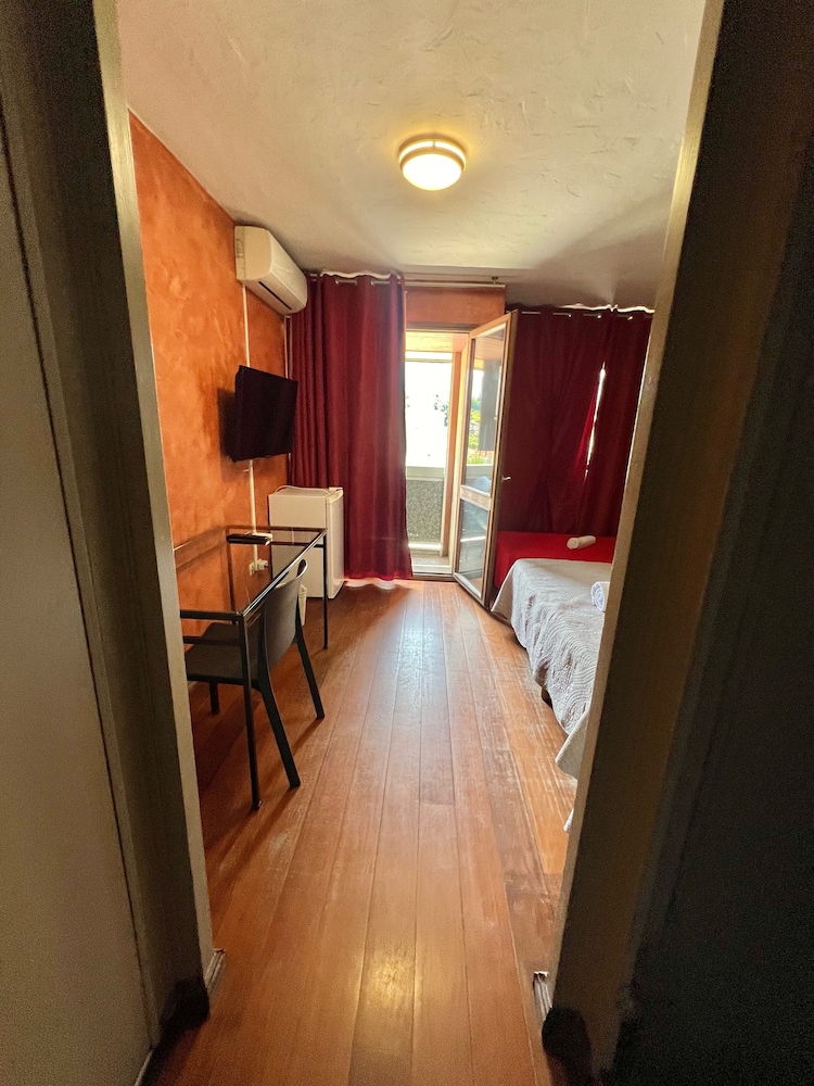 Hotel de La Gare 17/40